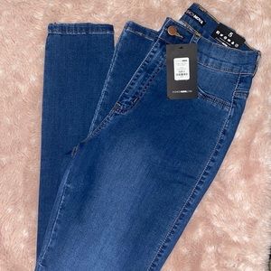 SIZE 5 Brand New Medium Blue High Rise Fashion Nova Jeans !